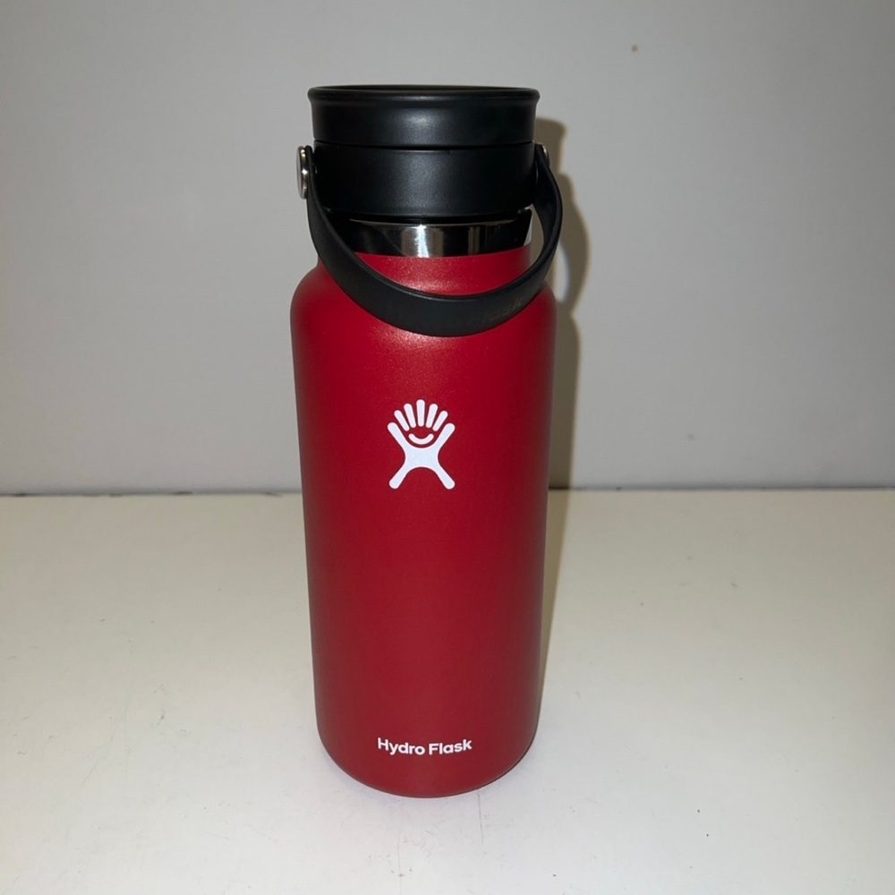 Hydro Flask 32 oz Wide Mouth Water Bottle with flex slip lid CHARRY red/…